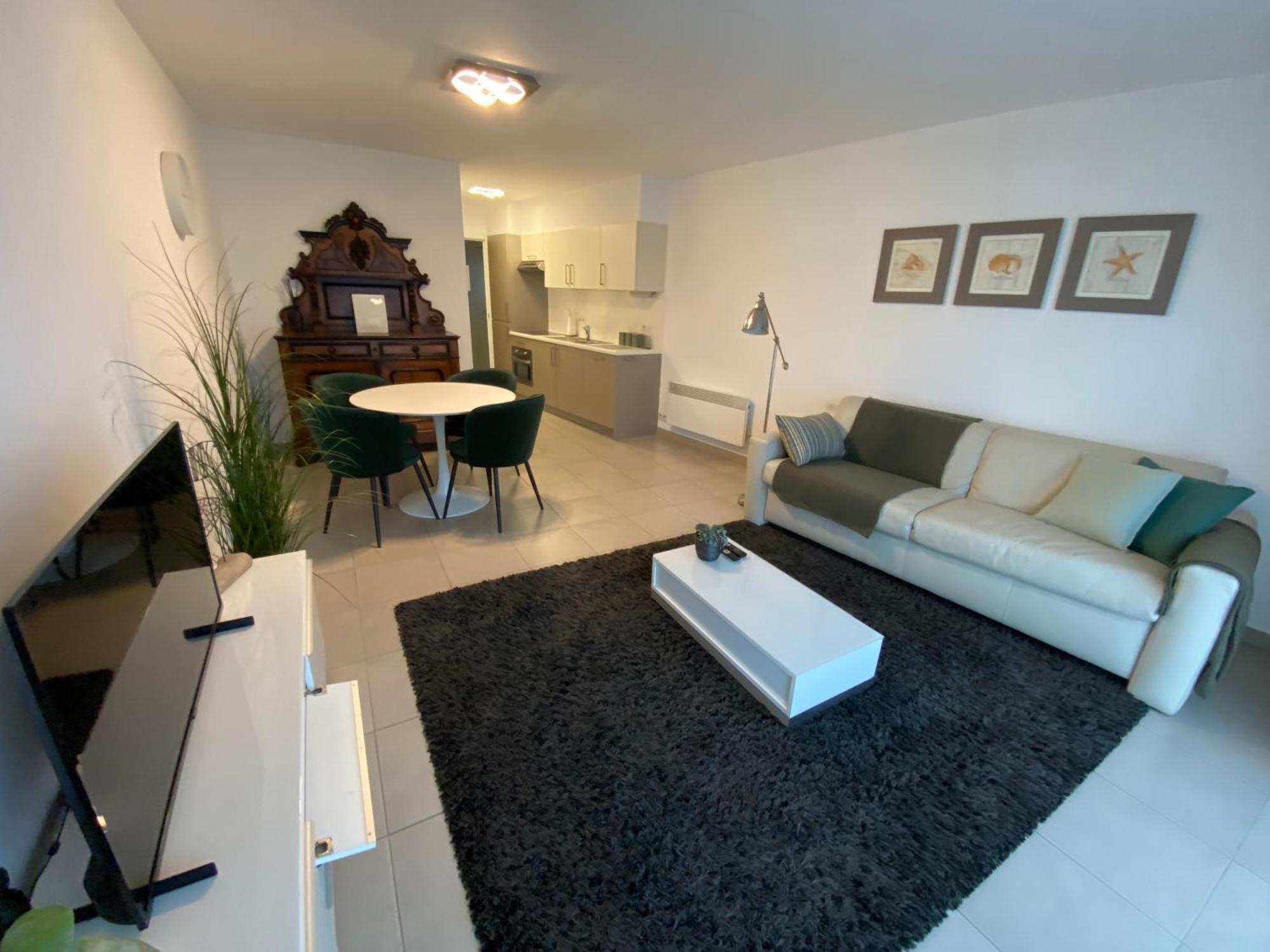 Gezellig Modern Appartement Met Optie Garagebox En In De Buurt Van Strand, Winkels En Restaurants Oostende Exterior foto
